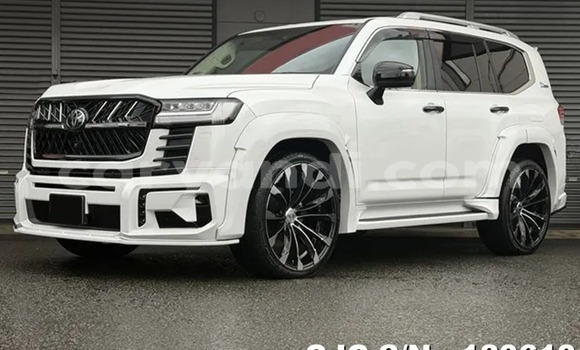 Buy Used Toyota Land Cruiser White Car in Kabwe in Zambia Buy Used Toyota Land Cruiser White Car in Kabwe in Zambia