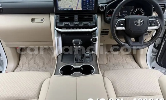 Buy Used Toyota Land Cruiser White Car in Kabwe in Zambia Buy Used Toyota Land Cruiser White Car in Kabwe in Zambia
