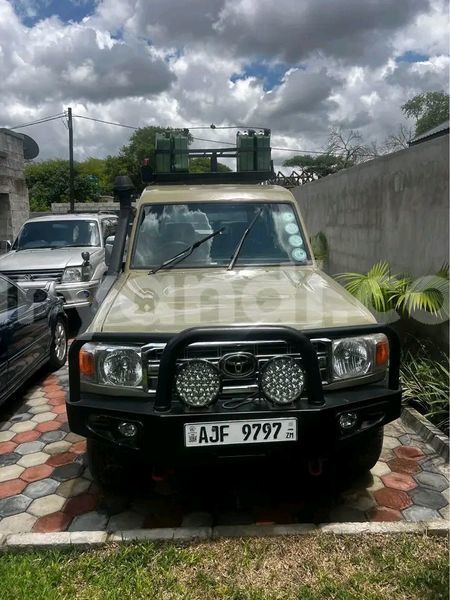 Big with watermark toyota land cruiser zambia lusaka 30907