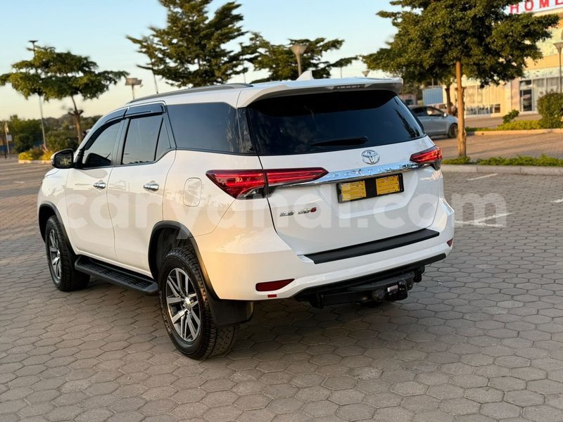 Big with watermark toyota fortuner zambia lusaka 30913