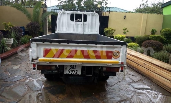 Acheter Occasion Utilitaire Mitsubishi Canter Blanc à Lusaka, Zambie Acheter Occasion Utilitaire Mitsubishi Canter Blanc à Lusaka, Zambie