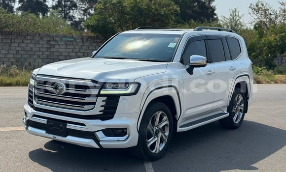 Acheter Occasion Voiture Toyota Land Cruiser Blanc à Lusaka, Zambie Acheter Occasion Voiture Toyota Land Cruiser Blanc à Lusaka, Zambie