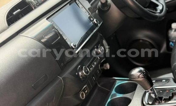 Acheter Occasion Voiture Toyota Hilux Rouge à Lusaka, Zambie Acheter Occasion Voiture Toyota Hilux Rouge à Lusaka, Zambie