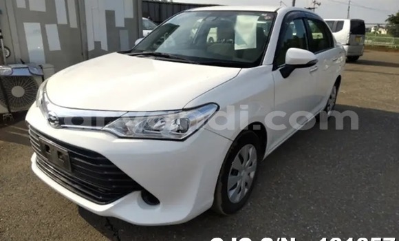 Acheter Occasion Voiture Toyota Corolla Blanc à Lusaka, Zambie Acheter Occasion Voiture Toyota Corolla Blanc à Lusaka, Zambie