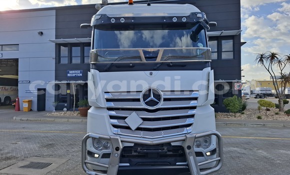 Buy Used Mercedes–Benz 2644 White Truck in Kitwe in Zambia Buy Used Mercedes–Benz 2644 White Truck in Kitwe in Zambia