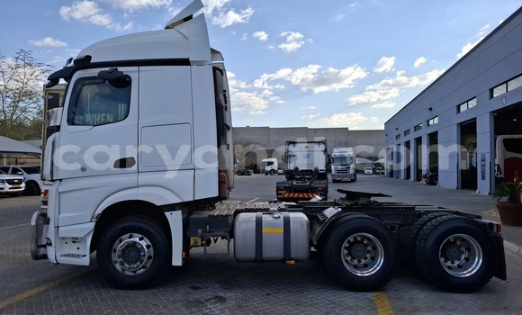 Buy Used Mercedes–Benz 2644 White Truck in Kitwe in Zambia Buy Used Mercedes–Benz 2644 White Truck in Kitwe in Zambia