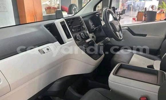 Nunua Ilio tumika Toyota Hiace Nyeupe Gari ndani ya Lusaka nchini Zambia Nunua Ilio tumika Toyota Hiace Nyeupe Gari ndani ya Lusaka nchini Zambia