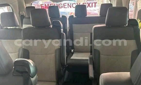 Nunua Ilio tumika Toyota Hiace Nyeupe Gari ndani ya Lusaka nchini Zambia Nunua Ilio tumika Toyota Hiace Nyeupe Gari ndani ya Lusaka nchini Zambia