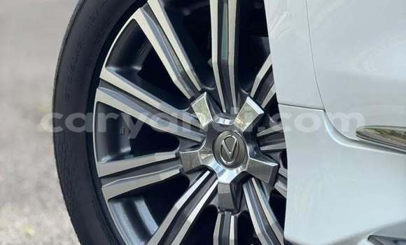 Nunua Ilio tumika Lexus LX 570 Nyeupe Gari ndani ya Lusaka nchini Zambia Nunua Ilio tumika Lexus LX 570 Nyeupe Gari ndani ya Lusaka nchini Zambia