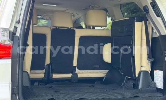 Nunua Ilio tumika Lexus LX 570 Nyeupe Gari ndani ya Lusaka nchini Zambia Nunua Ilio tumika Lexus LX 570 Nyeupe Gari ndani ya Lusaka nchini Zambia