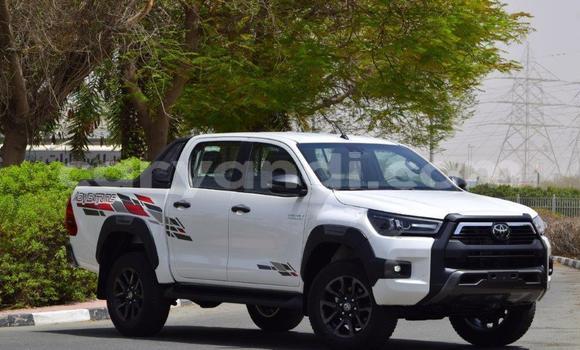 Buy Used Toyota Hilux White Car in Lusaka in Zambia Buy Used Toyota Hilux White Car in Lusaka in Zambia