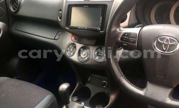 Nunua Ilio tumika Toyota Vanguard Nyingine Gari ndani ya Ndola nchini Zambia Nunua Ilio tumika Toyota Vanguard Nyingine Gari ndani ya Ndola nchini Zambia