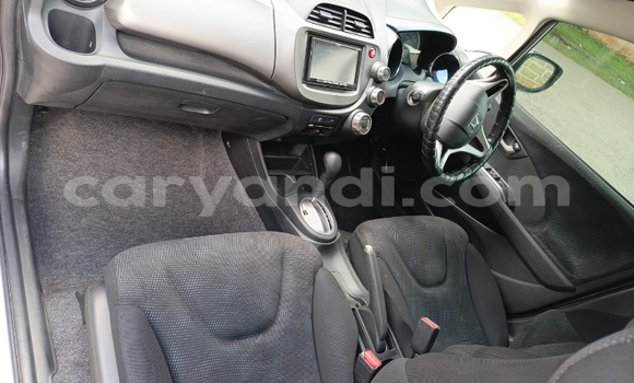 Nunua Ilio tumika Honda FIT Fedha Gari ndani ya Ndola nchini Zambia Nunua Ilio tumika Honda FIT Fedha Gari ndani ya Ndola nchini Zambia