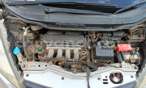 Nunua Ilio tumika Honda FIT Fedha Gari ndani ya Ndola nchini Zambia Nunua Ilio tumika Honda FIT Fedha Gari ndani ya Ndola nchini Zambia