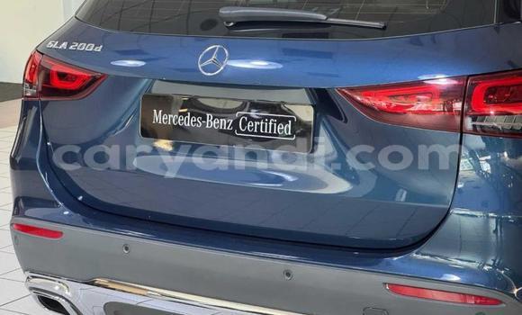 Buy Used Mercedes‒Benz GLA-klasse Blue Car in Lusaka in Zambia Buy Used Mercedes‒Benz GLA-klasse Blue Car in Lusaka in Zambia