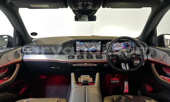 Tenga Tsaru Mercedes‒Benz GLE Nhema Mota in Lusaka in Zambia Tenga Tsaru Mercedes‒Benz GLE Nhema Mota in Lusaka in Zambia