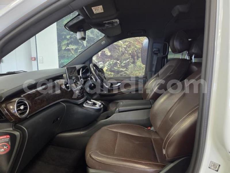 Big with watermark mercedes benz v klasse zambia lusaka 30990