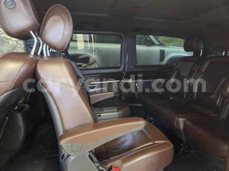 Big with watermark mercedes benz v klasse zambia lusaka 30990
