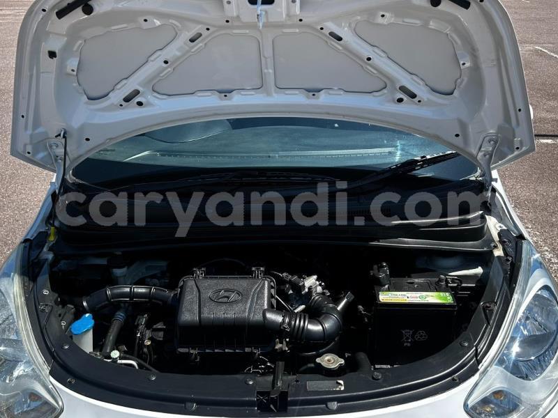 Big with watermark hyundai i10 zambia lusaka 31001