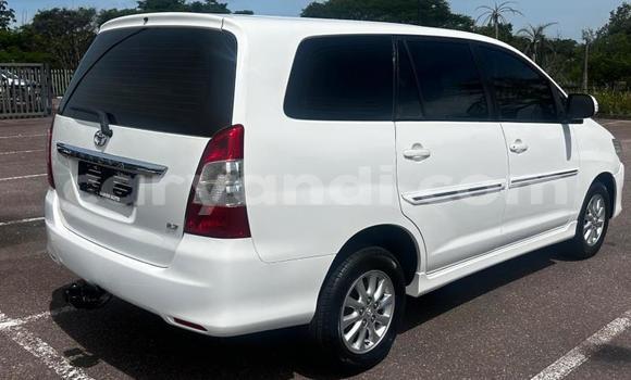 Tenga Tsaru Toyota Innova Chena Mota in Lusaka in Zambia Tenga Tsaru Toyota Innova Chena Mota in Lusaka in Zambia