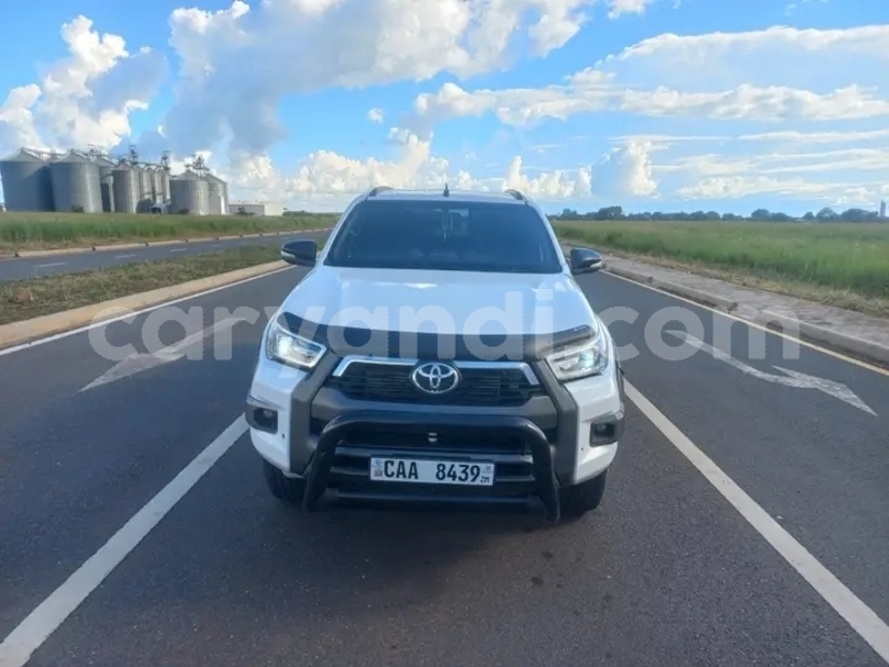 Big with watermark toyota hilux eastern lundazi 31011