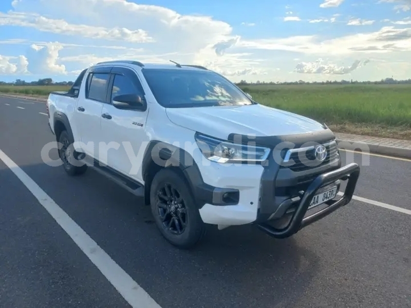Big with watermark toyota hilux eastern lundazi 31011