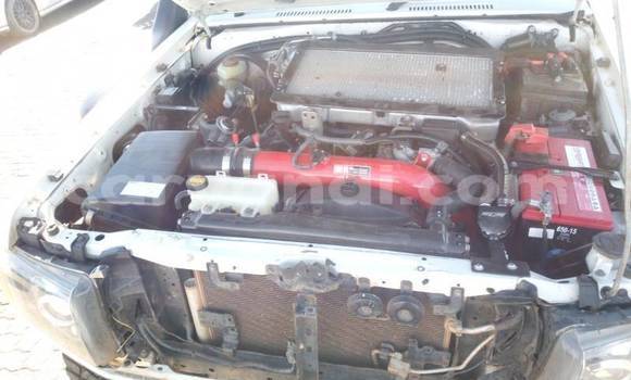 Buy Used Toyota Land Cruiser White Car in Kitwe in Zambia Buy Used Toyota Land Cruiser White Car in Kitwe in Zambia