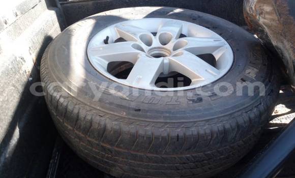 Buy Used Toyota Land Cruiser White Car in Kitwe in Zambia Buy Used Toyota Land Cruiser White Car in Kitwe in Zambia