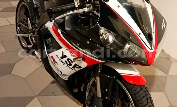 Buy Used Yamaha R1 Beige Bike in Lusaka in Zambia