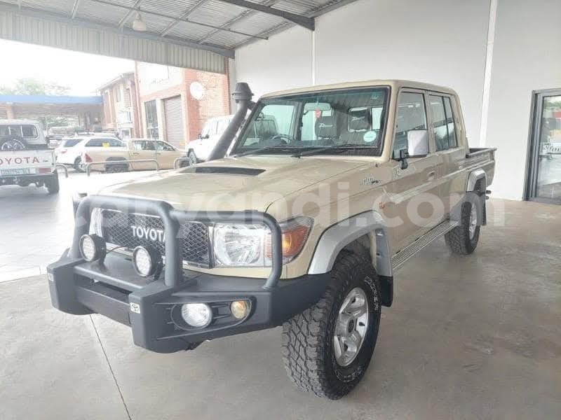 Big with watermark toyota land cruiser zambia livingstone 31087