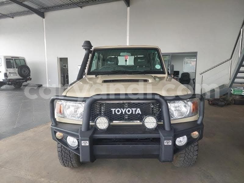 Big with watermark toyota land cruiser zambia livingstone 31087