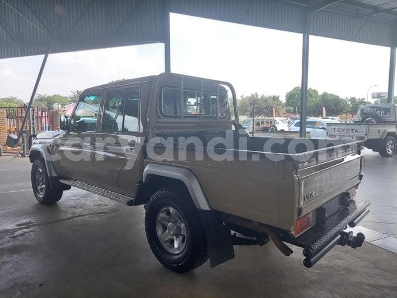 Big with watermark toyota land cruiser zambia livingstone 31087