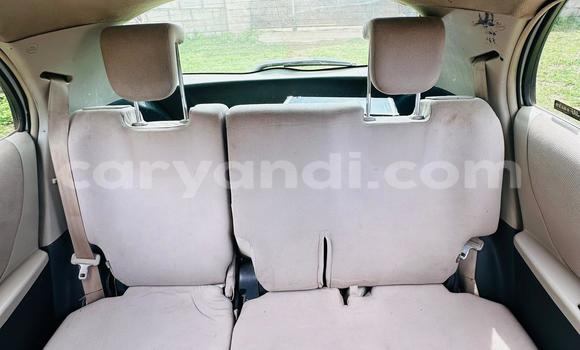 Buy Used Toyota Vitz Green Car in Kabwe in Zambia