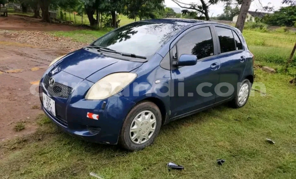 Nunua Ilio tumika Toyota Vitz Bluu Gari ndani ya Ndola nchini Zambia Nunua Ilio tumika Toyota Vitz Bluu Gari ndani ya Ndola nchini Zambia