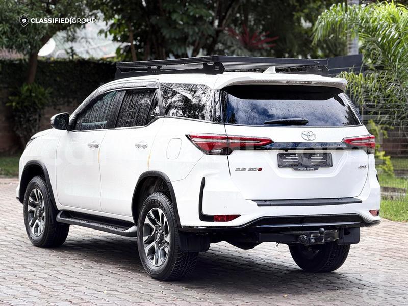 Big with watermark toyota fortuner zambia lusaka 31107