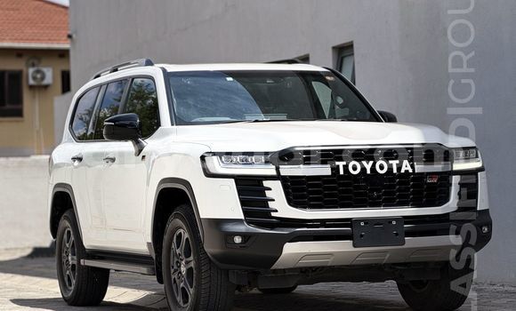Buy New Toyota Land Cruiser White Car in Lusaka in Zambia Buy New Toyota Land Cruiser White Car in Lusaka in Zambia