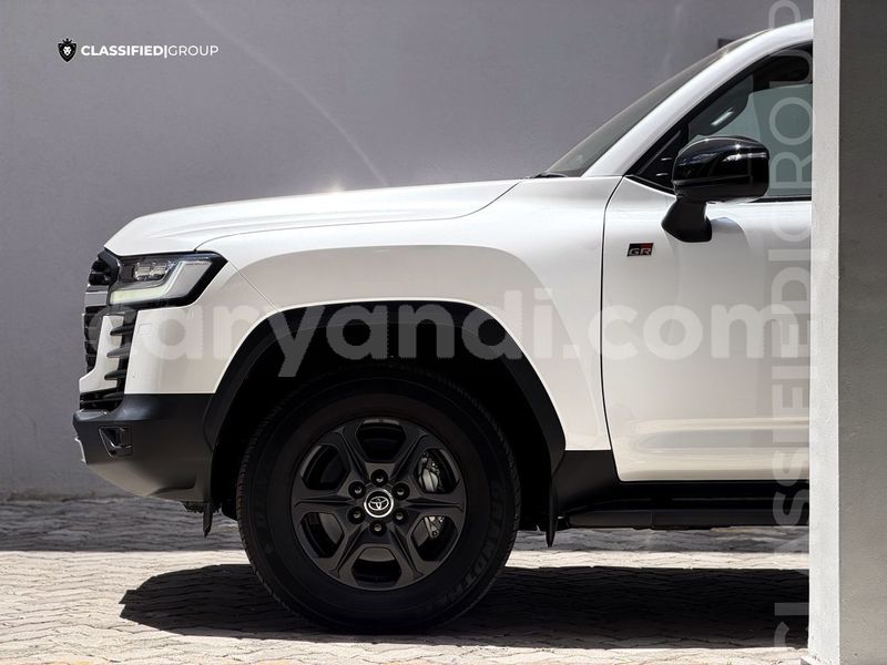 Big with watermark toyota land cruiser zambia lusaka 31109