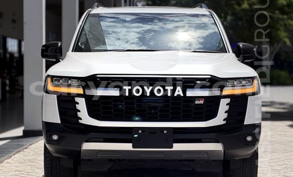 Buy New Toyota Land Cruiser White Car in Lusaka in Zambia Buy New Toyota Land Cruiser White Car in Lusaka in Zambia