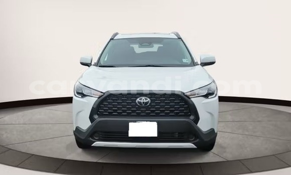 Buy Used Toyota Corolla Cross White Car in Lusaka in Zambia