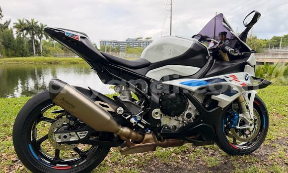 Tenga Tsaru BMW S 1000 Chena Bike in Chililabombwe in Copperbelt Tenga Tsaru BMW S 1000 Chena Bike in Chililabombwe in Copperbelt