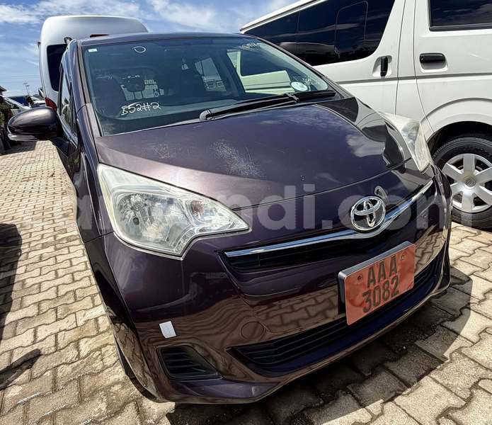 Big with watermark toyota ractis zambia lusaka 31148