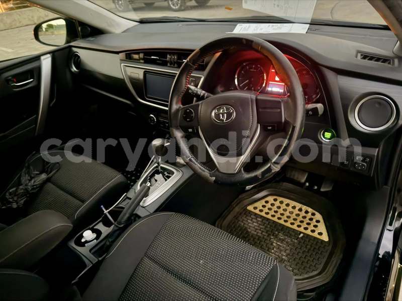 Big with watermark toyota auris zambia lusaka 31150