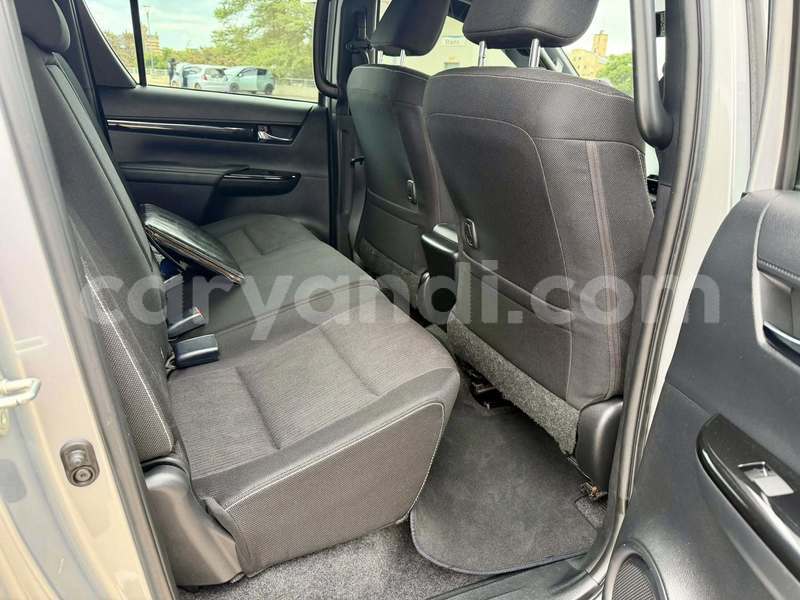 Big with watermark toyota hilux zambia lusaka 31152