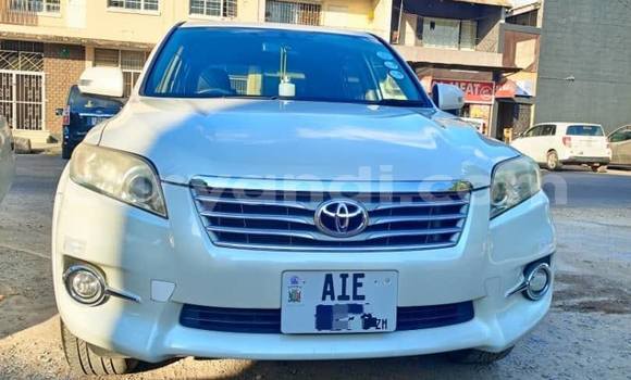 Nunua Ilio tumika Toyota Vanguard Nyeupe Gari ndani ya Lusaka nchini Zambia Nunua Ilio tumika Toyota Vanguard Nyeupe Gari ndani ya Lusaka nchini Zambia