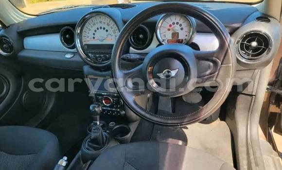 Nunua Ilio tumika Mini Cooper S clubman Nyingine Gari ndani ya Lusaka nchini Zambia Nunua Ilio tumika Mini Cooper S clubman Nyingine Gari ndani ya Lusaka nchini Zambia
