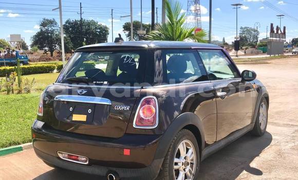 Nunua Ilio tumika Mini Cooper S clubman Nyingine Gari ndani ya Lusaka nchini Zambia Nunua Ilio tumika Mini Cooper S clubman Nyingine Gari ndani ya Lusaka nchini Zambia