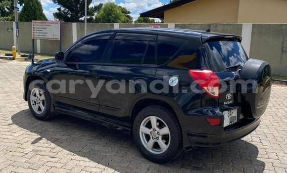 Nunua Ilio tumika Toyota RAV4 Nyeusi Gari ndani ya Lusaka nchini Zambia Nunua Ilio tumika Toyota RAV4 Nyeusi Gari ndani ya Lusaka nchini Zambia