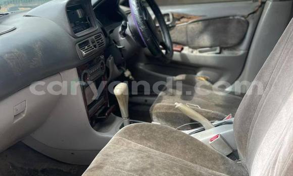 Nunua Ilio tumika Toyota Corolla Nyeupe Gari ndani ya Lusaka nchini Zambia Nunua Ilio tumika Toyota Corolla Nyeupe Gari ndani ya Lusaka nchini Zambia