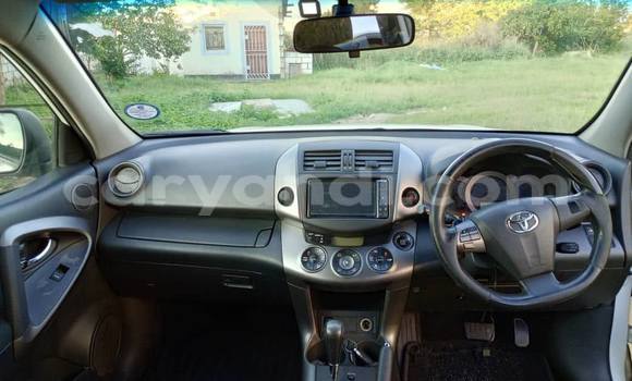 Nunua Ilio tumika Toyota Vanguard Nyeupe Gari ndani ya Lusaka nchini Zambia Nunua Ilio tumika Toyota Vanguard Nyeupe Gari ndani ya Lusaka nchini Zambia