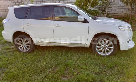 Nunua Ilio tumika Toyota Vanguard Nyeupe Gari ndani ya Lusaka nchini Zambia Nunua Ilio tumika Toyota Vanguard Nyeupe Gari ndani ya Lusaka nchini Zambia